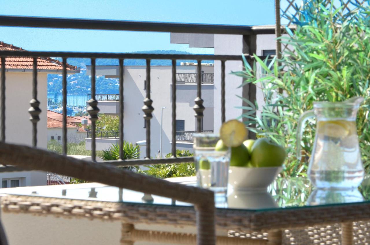 Apartman "Mary" Trogir Eksteriør billede
