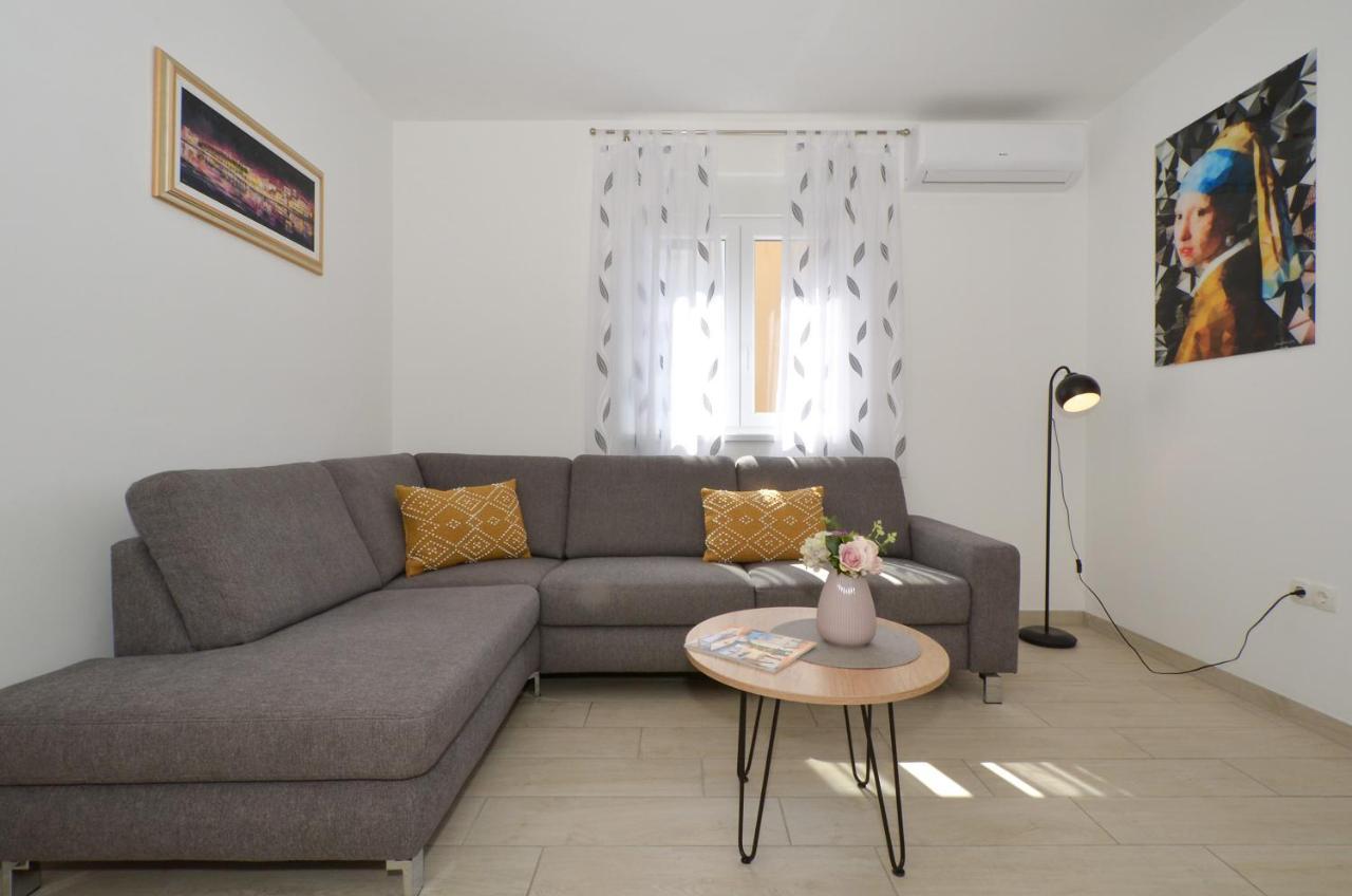 Apartman "Mary" Trogir Eksteriør billede