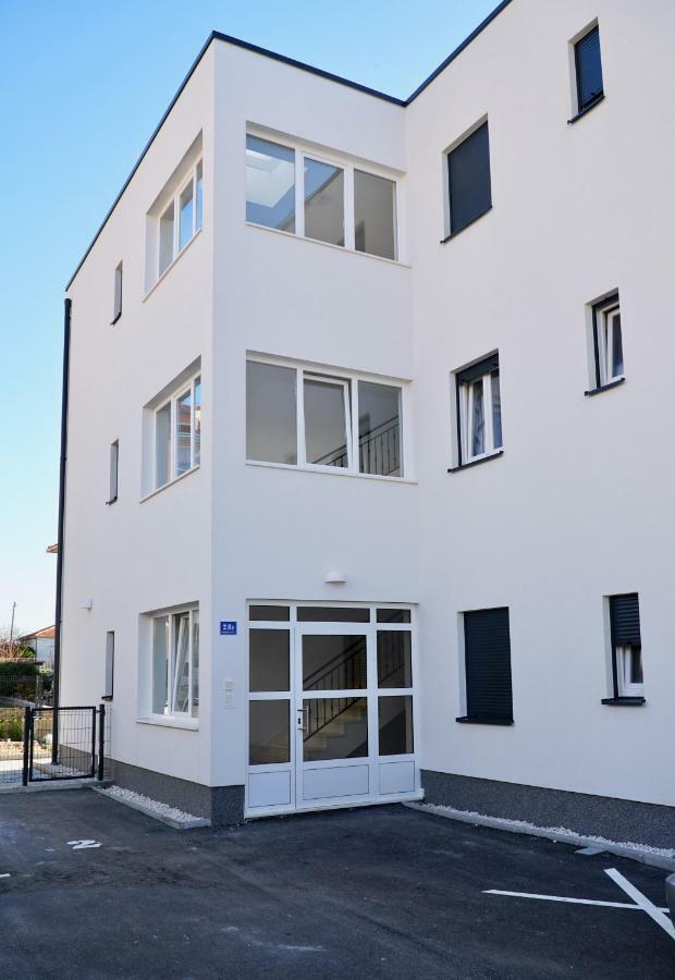 Apartman "Mary" Trogir Eksteriør billede