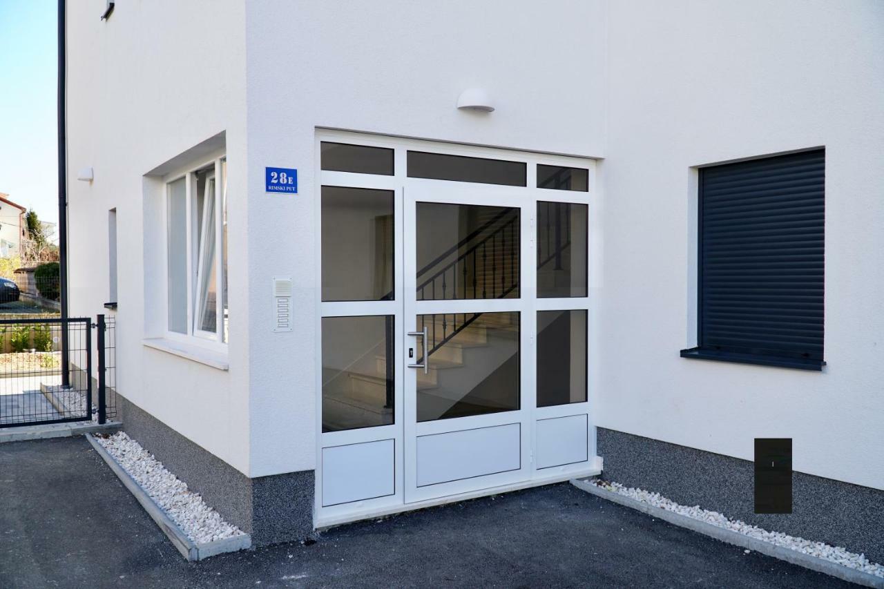 Apartman "Mary" Trogir Eksteriør billede