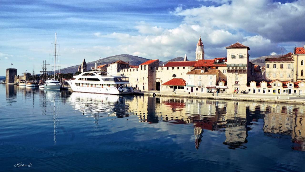 Apartman "Mary" Trogir Eksteriør billede